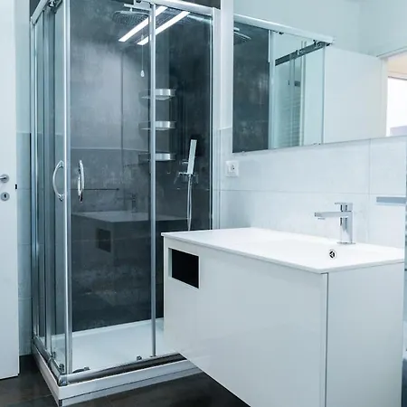 Apartment M64 Milan