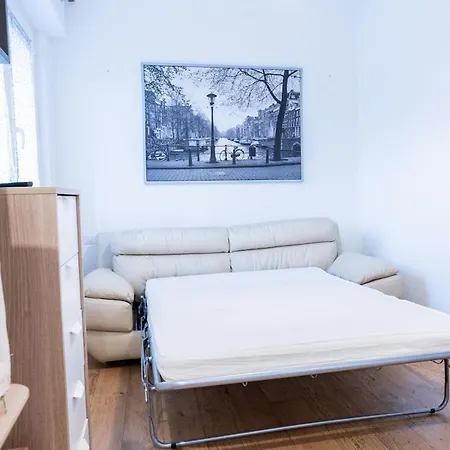 Apartment M64 *